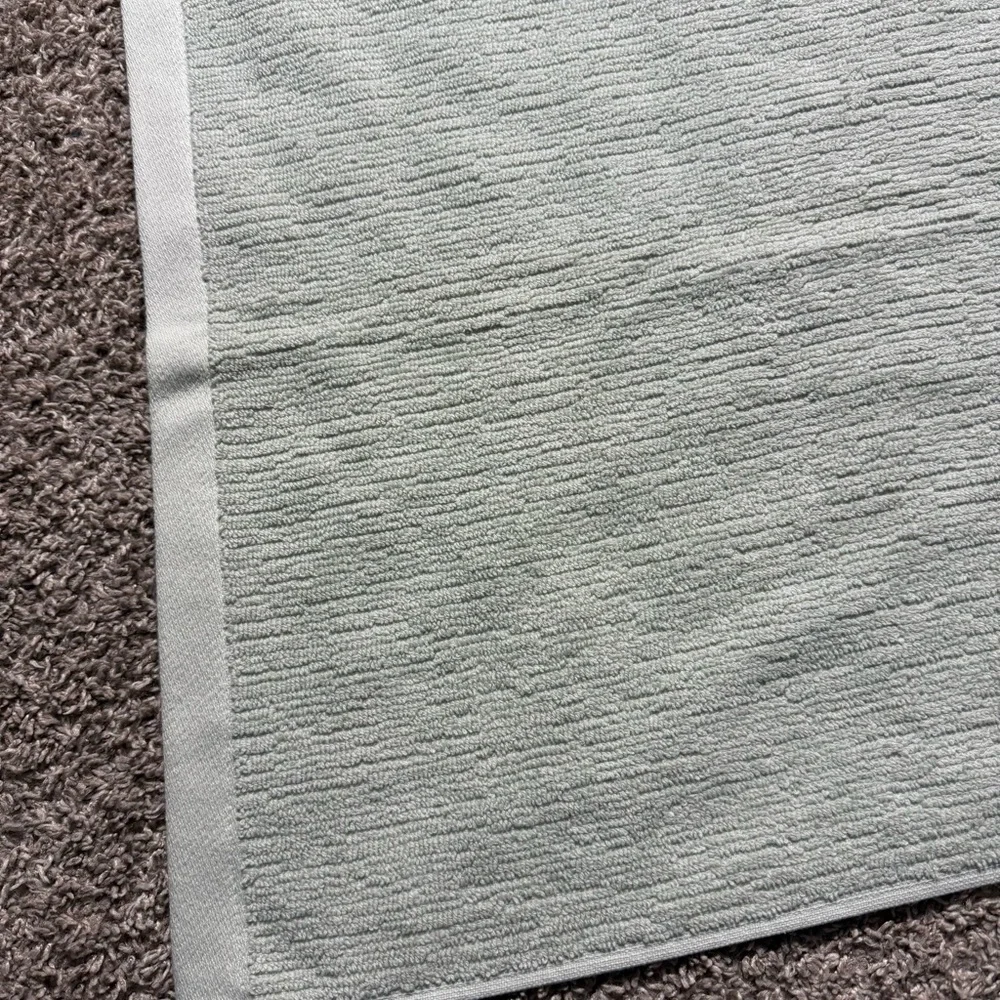 West Elm bundle hand towels LOT 2 organic ribbed fibrosoft green freshwater blue